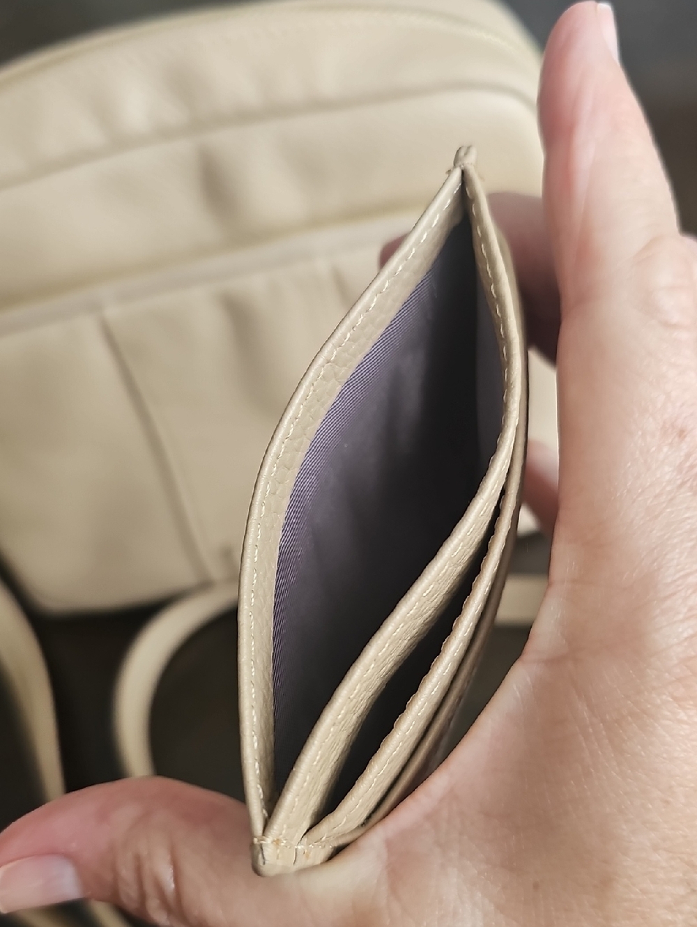 Pom Pom London Mayfair Crossbody - Picture 4 of 10